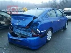 نيسان فيرسا